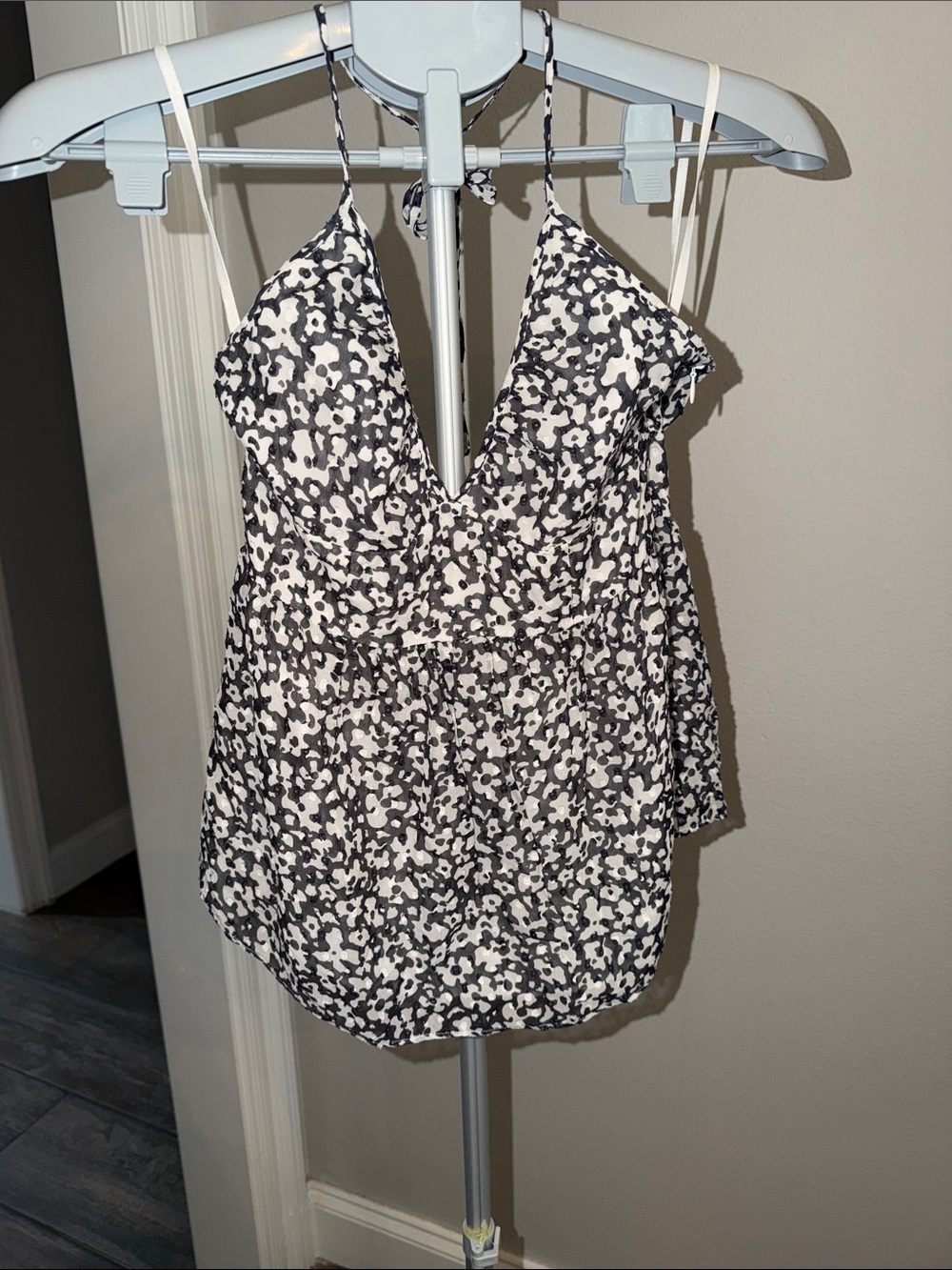 Tibi Black and White Silk Floral V-Neck Spaghetti Strap Halter Top